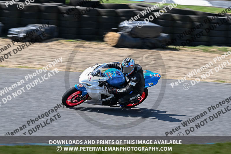 enduro digital images;event digital images;eventdigitalimages;lydden hill;lydden no limits trackday;lydden photographs;lydden trackday photographs;no limits trackdays;peter wileman photography;racing digital images;trackday digital images;trackday photos